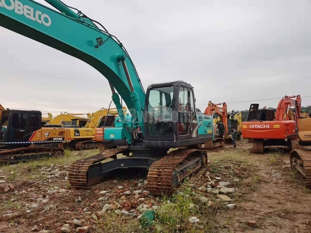 Kobelco 250-8 