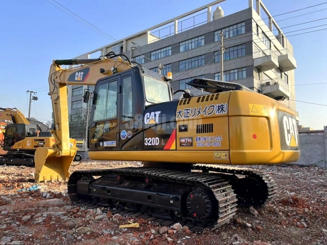 Caterpillar 320DL 