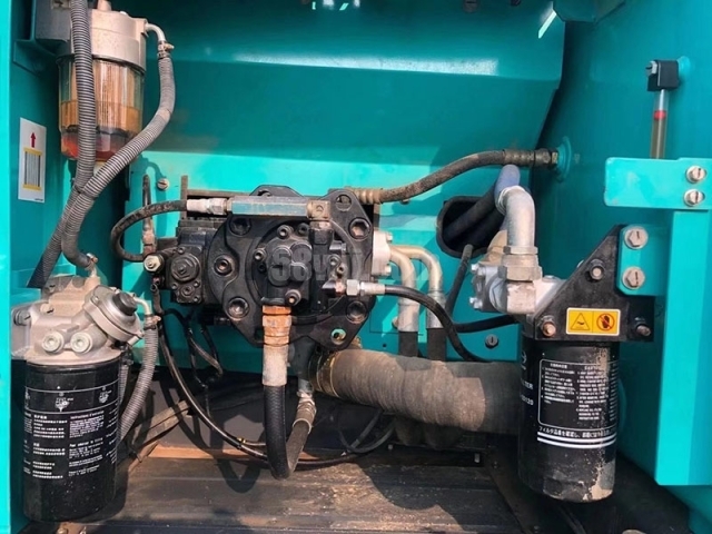 Kobelco 200D 