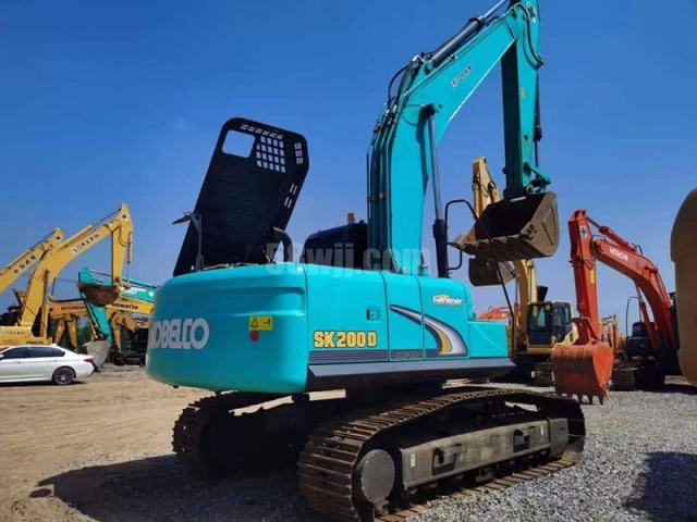 Kobelco 200D