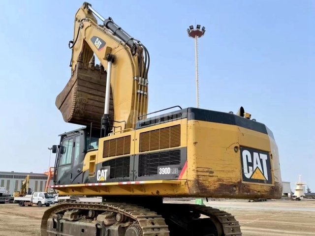 Caterpillar 390DL 