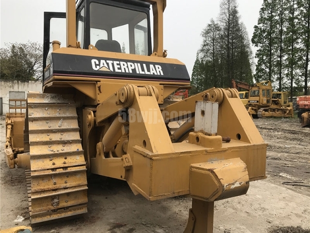 Cat D6H Bulldozer