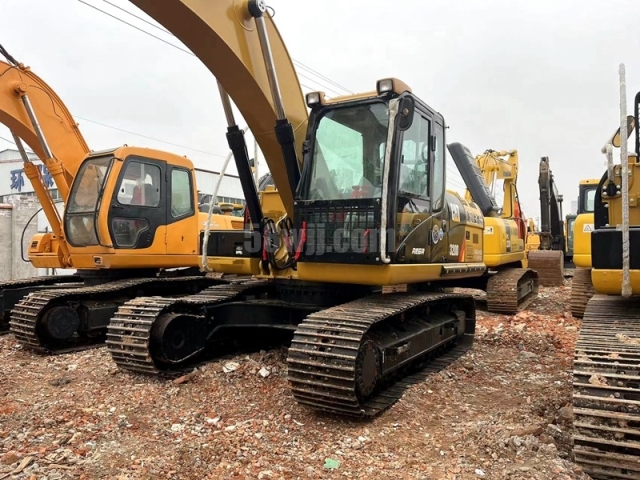 Caterpillar 320D 