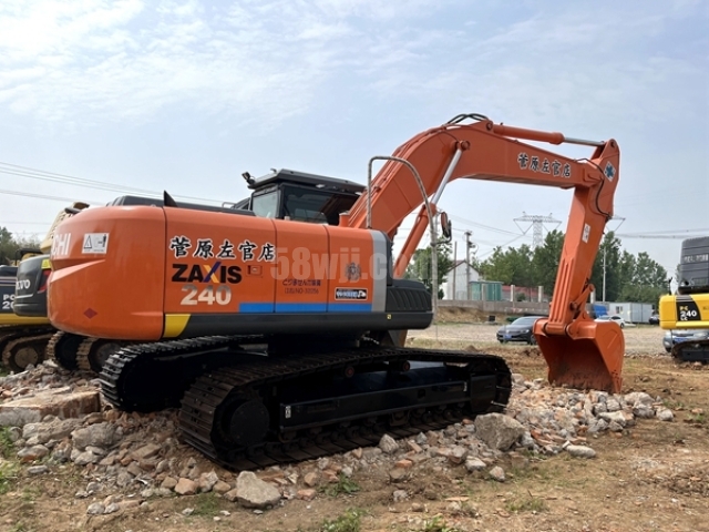 Hitachi ZX240-3 