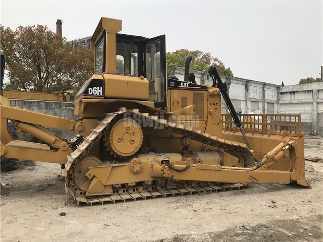 Cat D6H Bulldozer