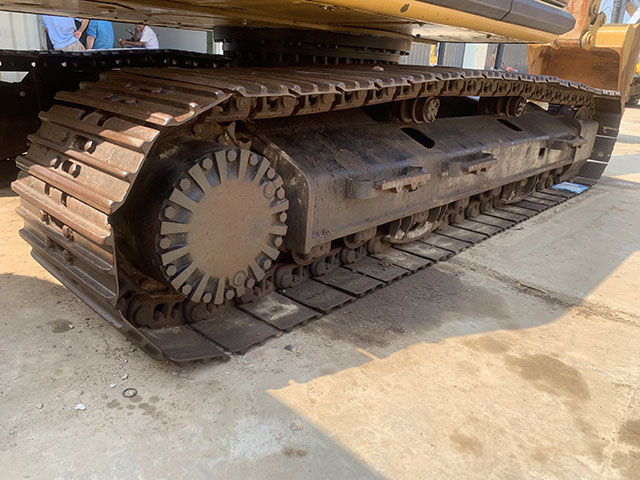 Caterpillar 323D 