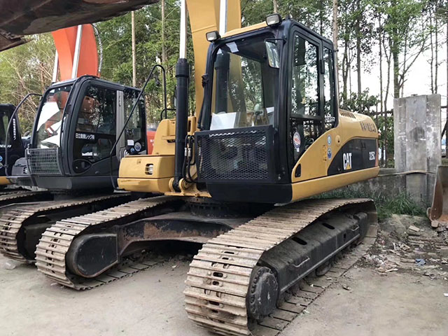 Caterpillar 325C 