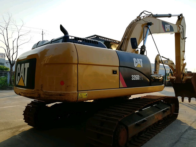 Caterpillar 326D2 