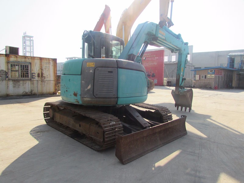 Kobelco SK75UR 