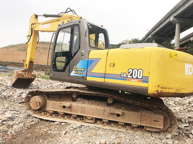 Kobelco SK200-10 