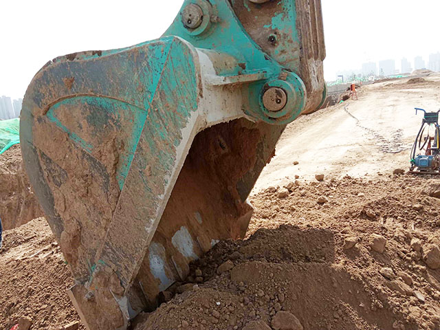 Kobelco SK250-10 