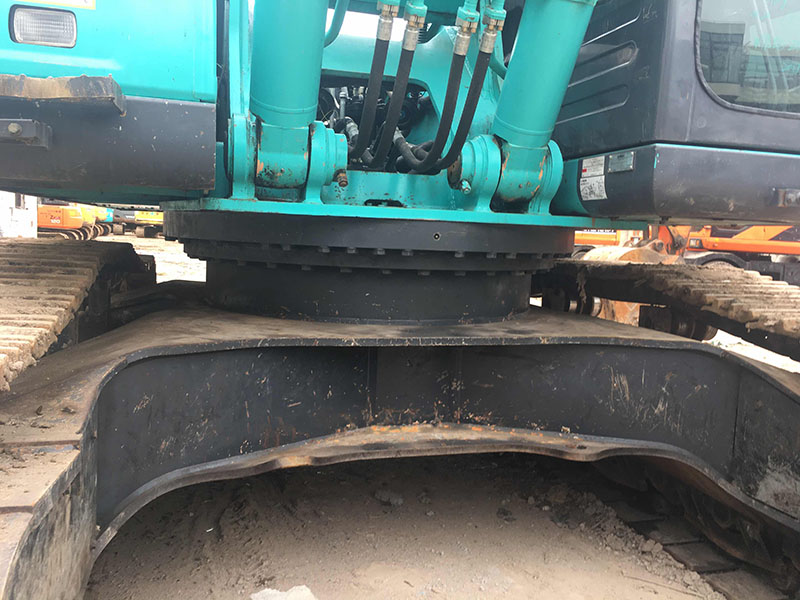 Kobelco SK460-8 