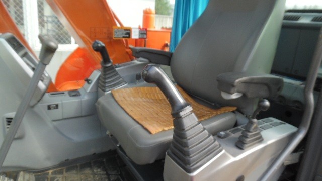 Doosan DX75 