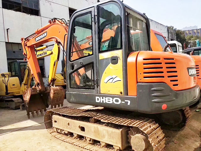 Doosan DH80-7 