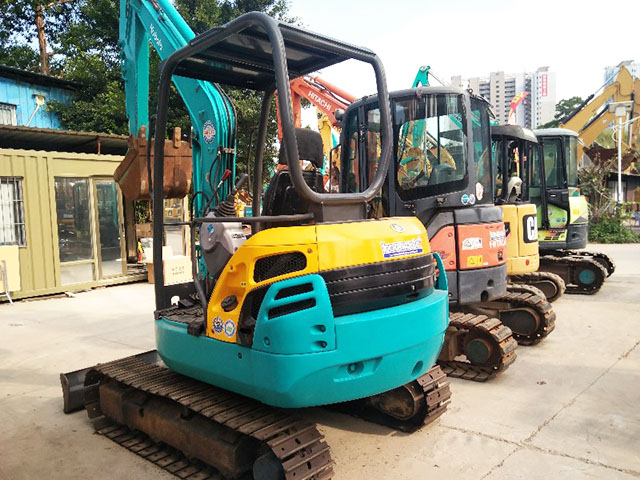 Kubota U35 